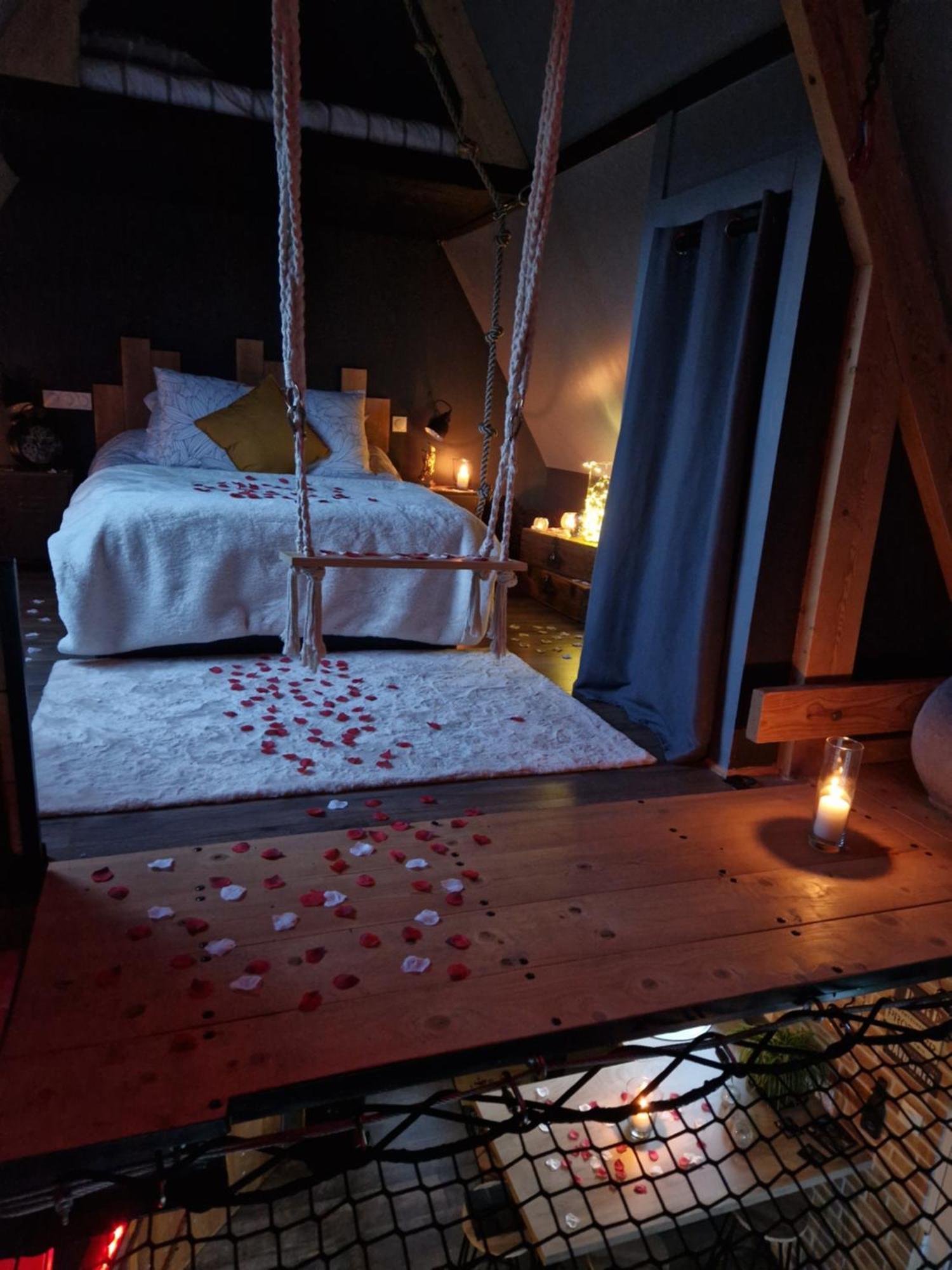 Chalet Industriel Avec Filet Et Spa Sorigny المظهر الخارجي الصورة
